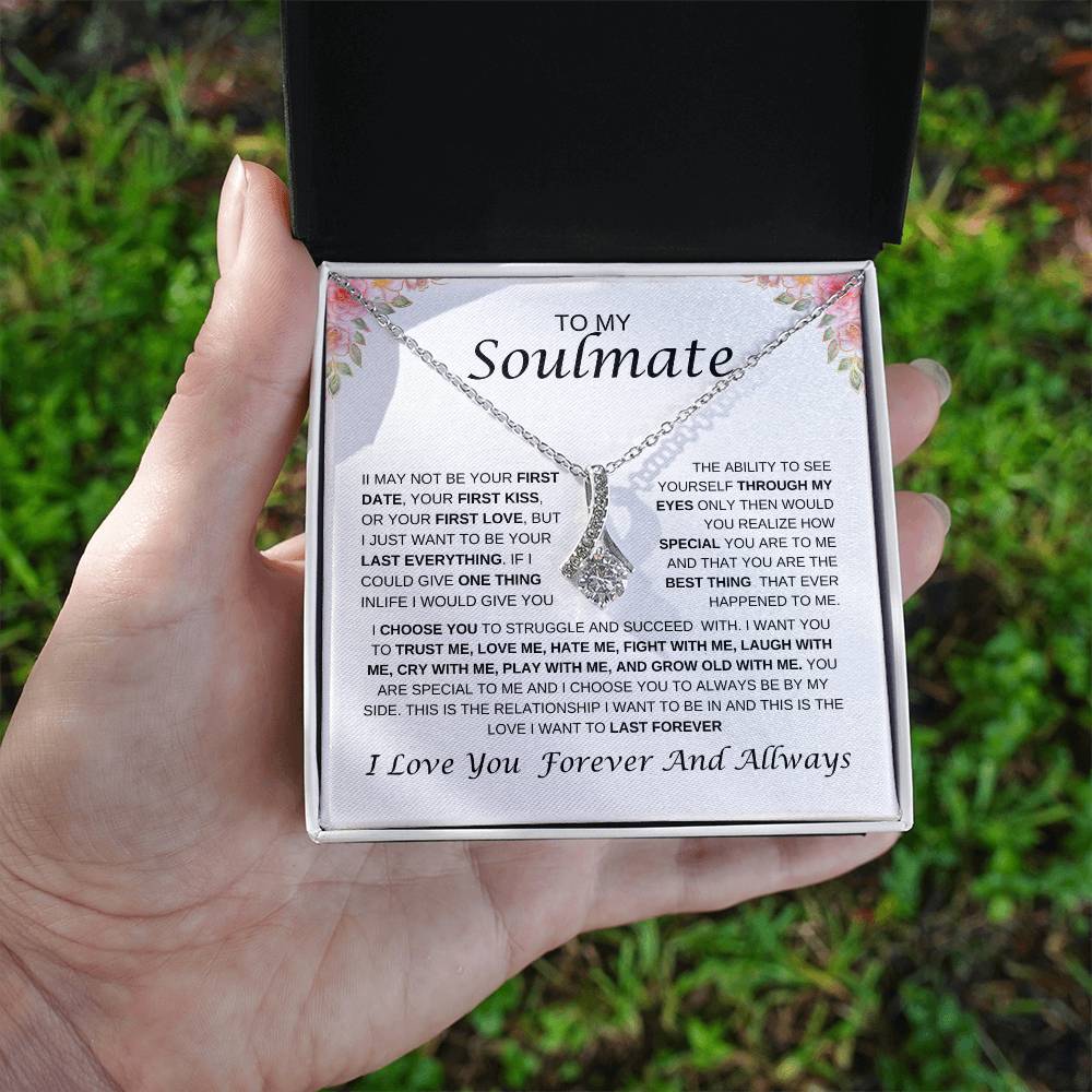 To My Soulmate Alluring Beauty Necklace